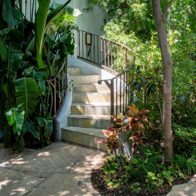 villa walkway at sunset marquis