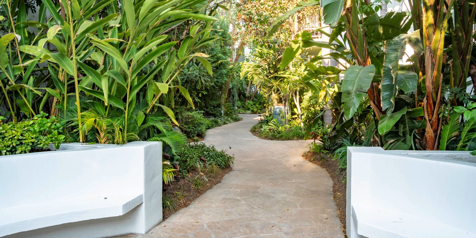 villa walkway at sunset marquis