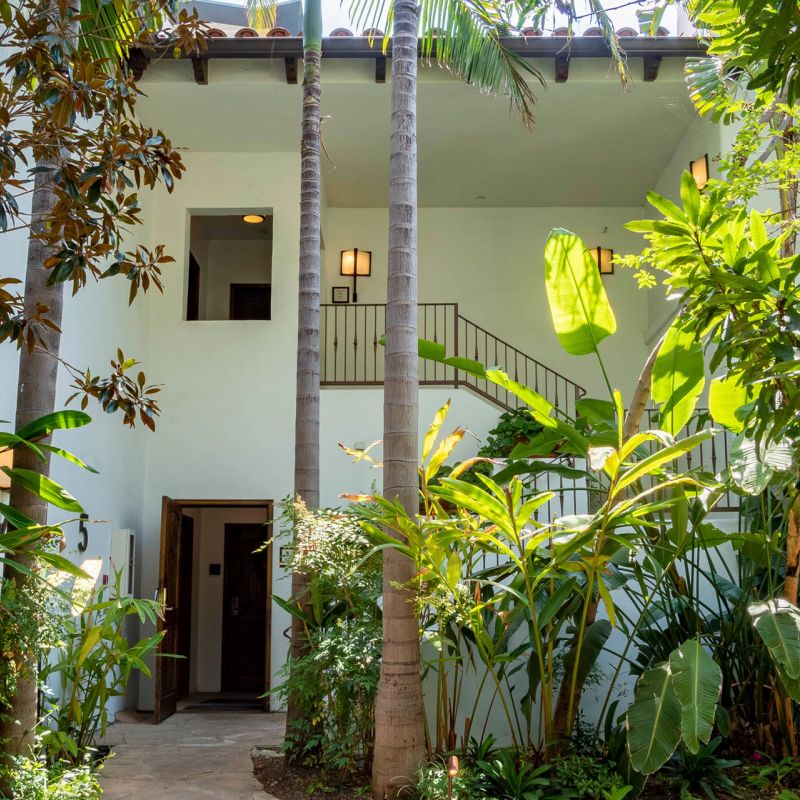 villa walkway at sunset marquis
